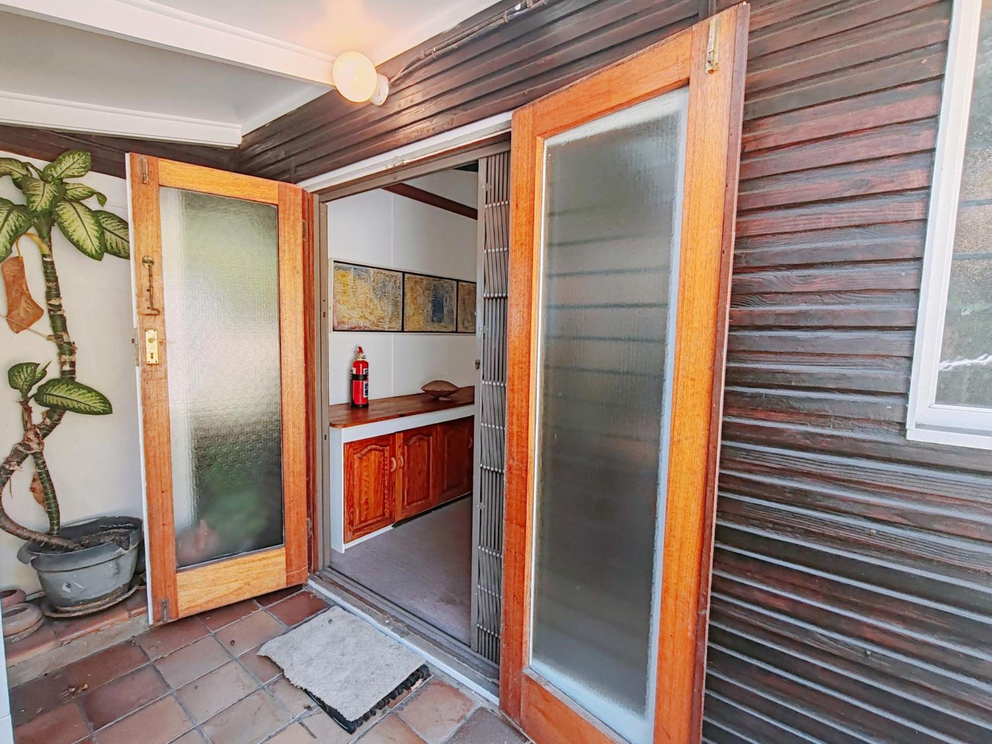 Holiday home Timber's Ocean House *