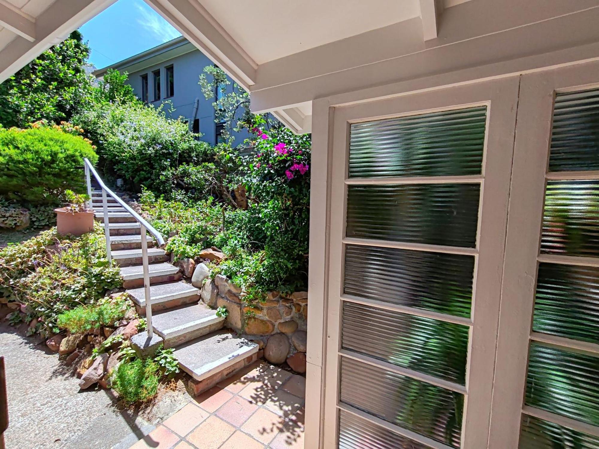 Holiday home Timber's Ocean House Simon's Town