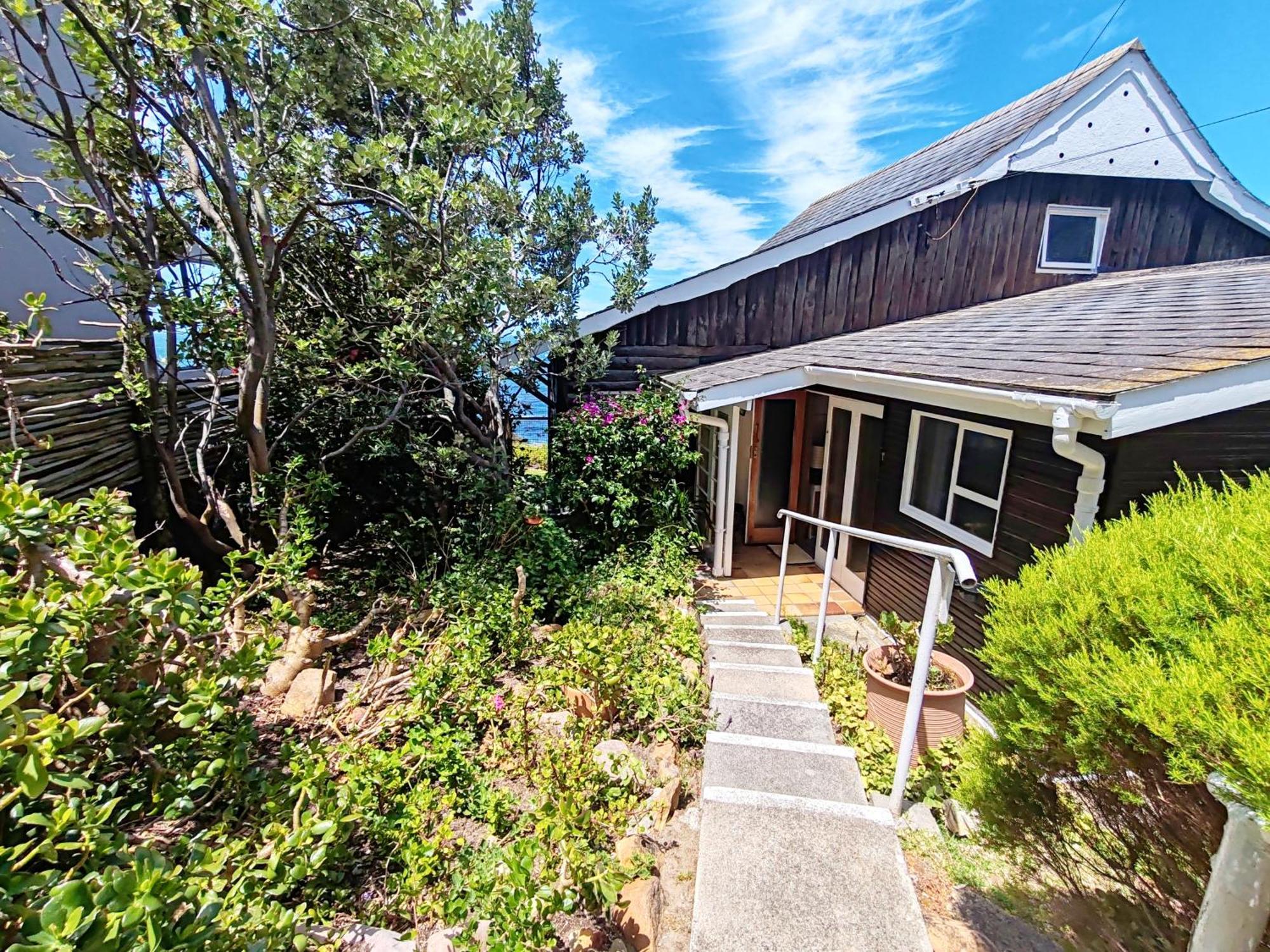 Holiday home Timber's Ocean House
