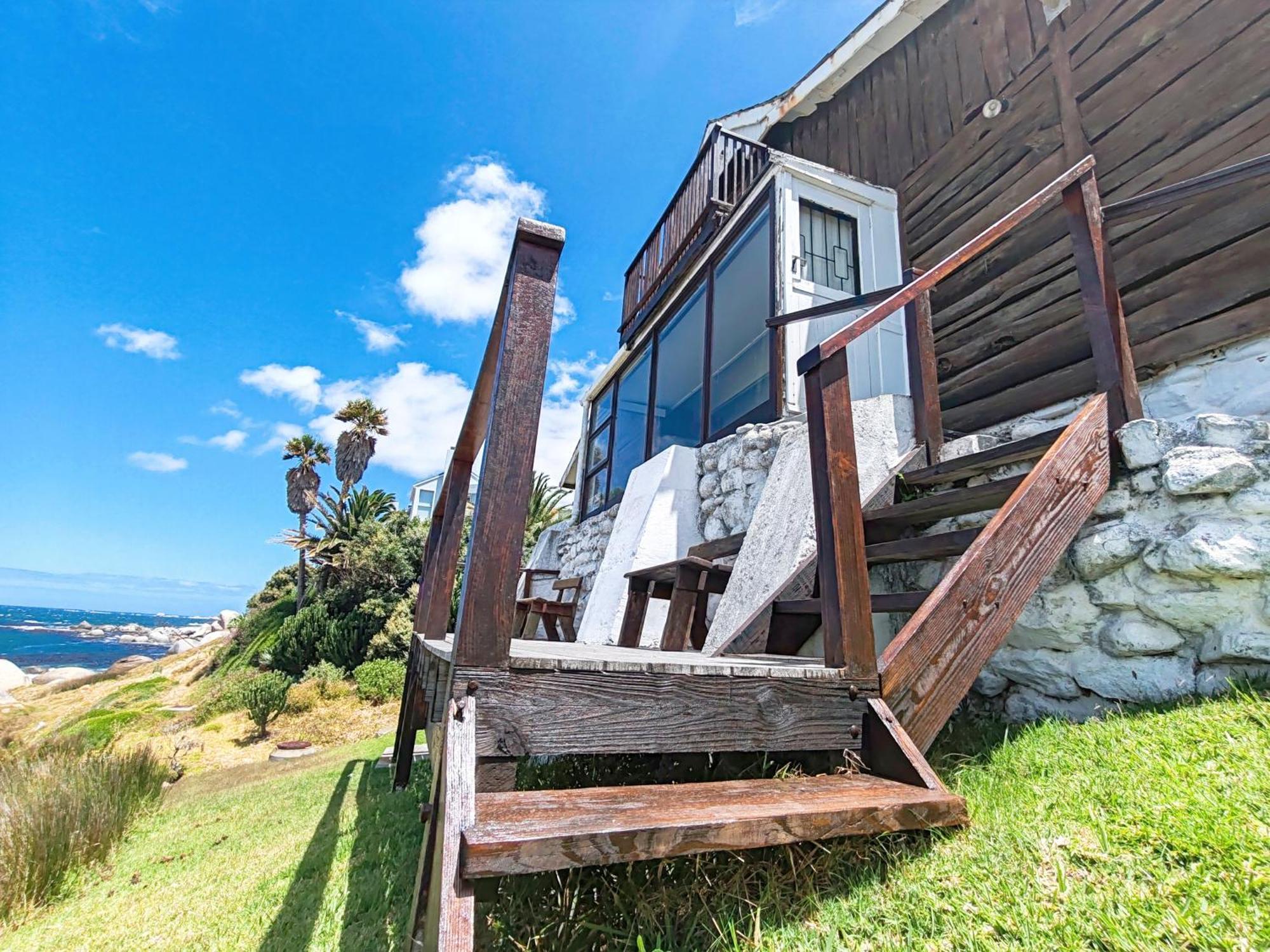 Holiday home Timber's Ocean House