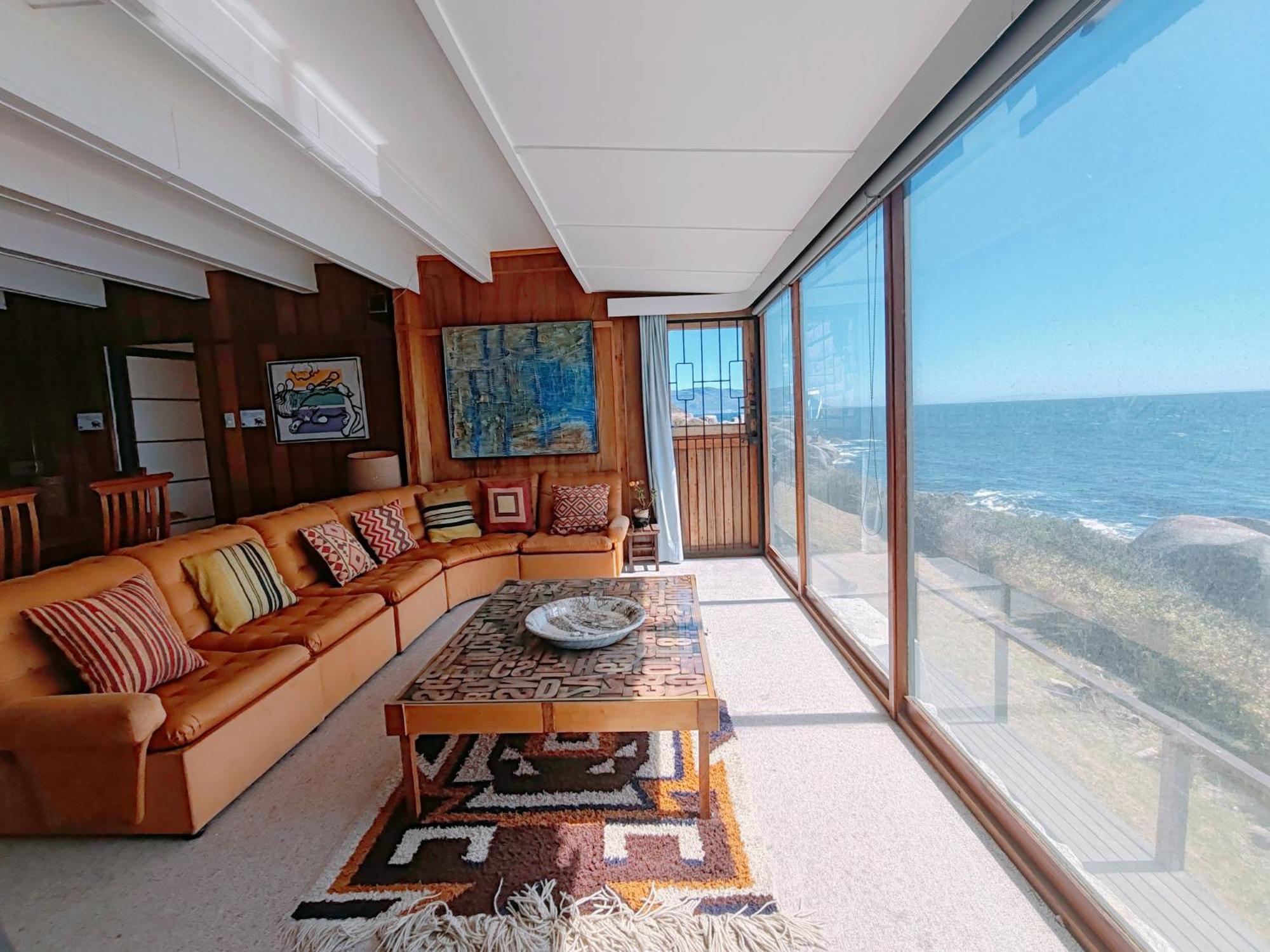 Holiday home Timber's Ocean House
